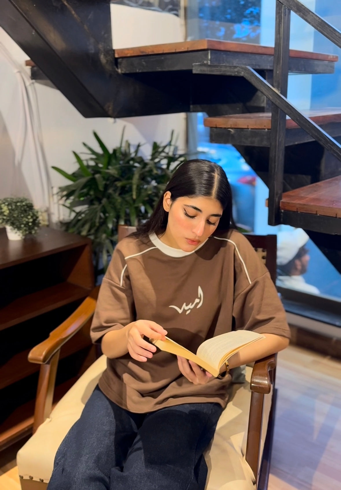 Umeed “Clay” brown tee