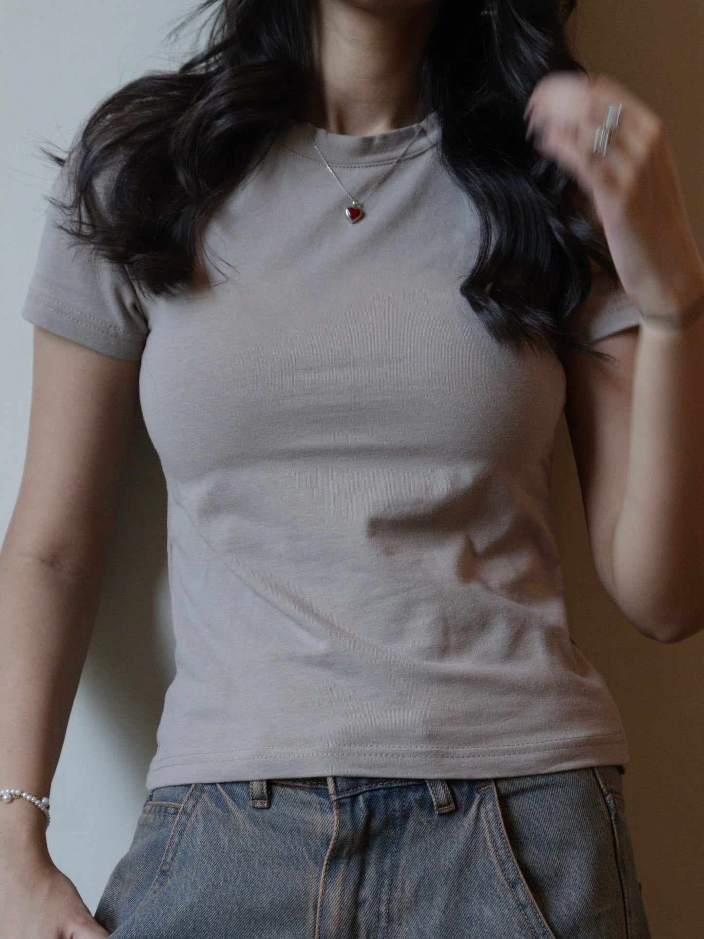 skin basic baby tee
