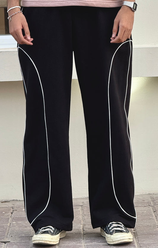 “pipe black” trouser