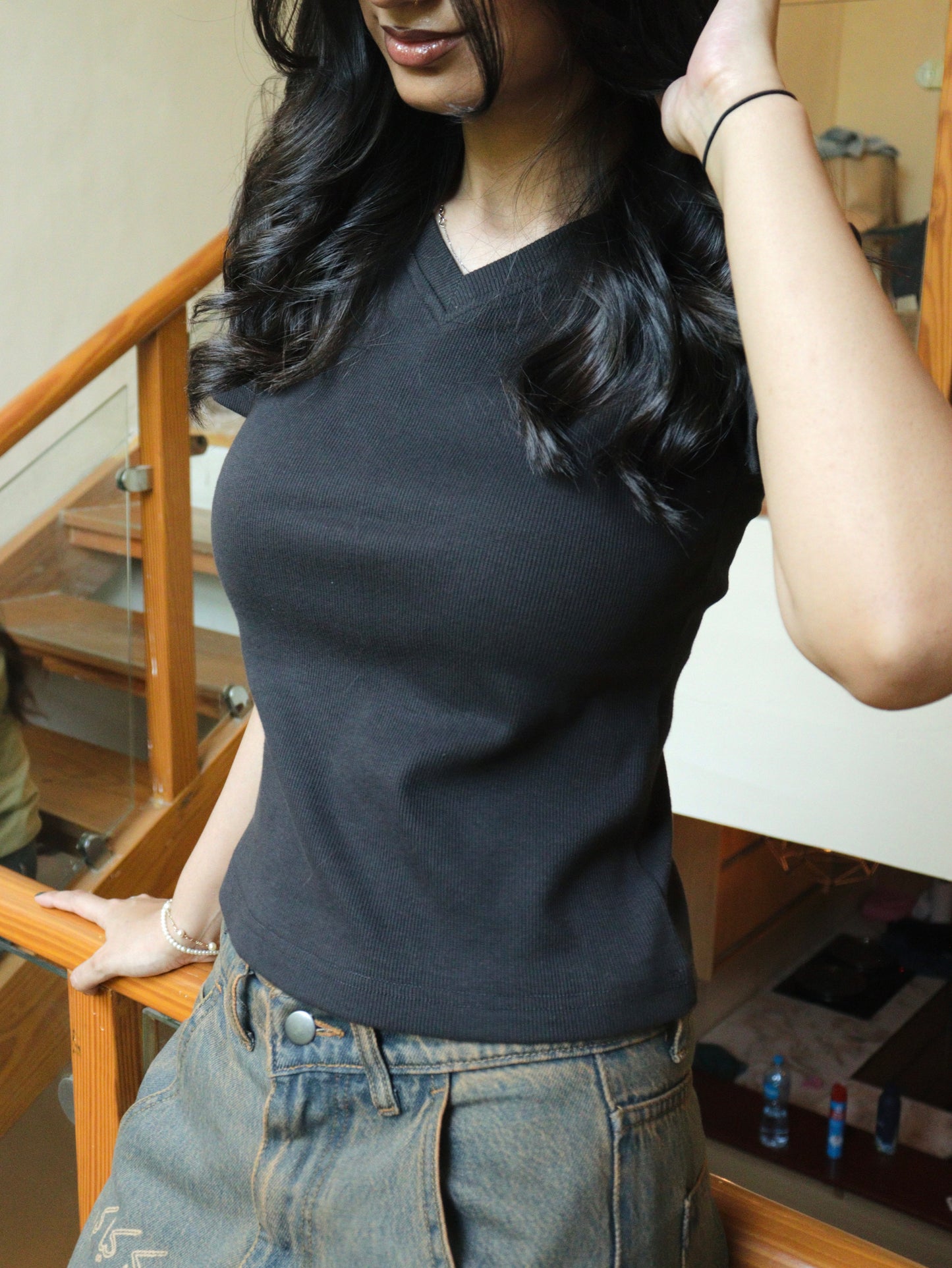 V charcoal baby tee