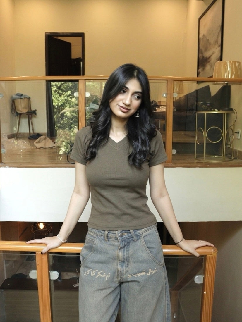 V olive baby tee