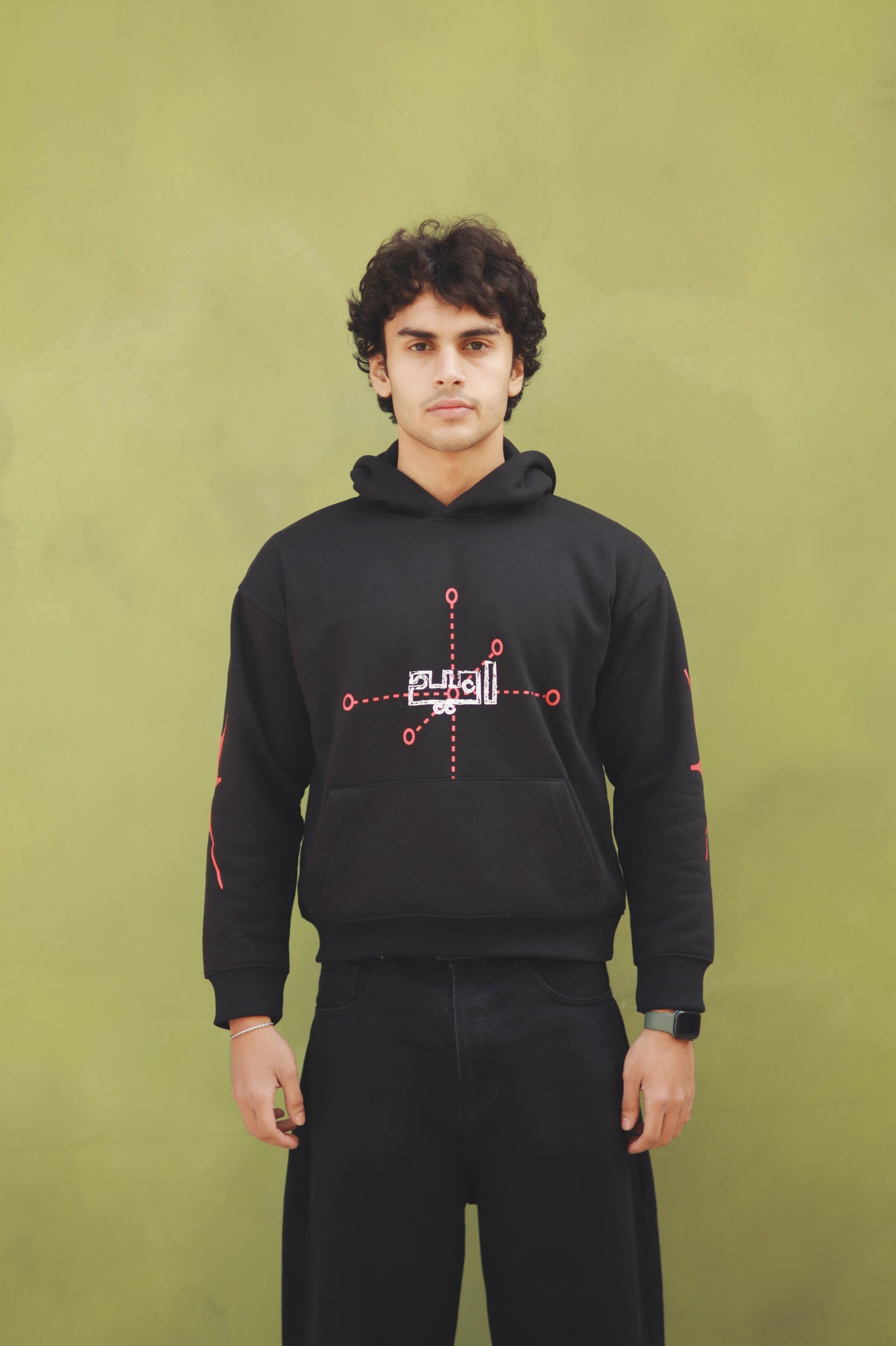 “Umeed Per Dunya” black hoodie
